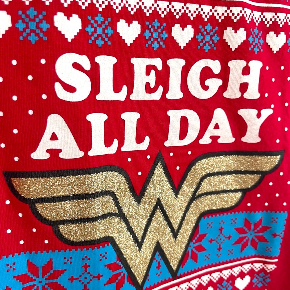NEW Wonder Woman Logo Christmas Tee, Glitter Fair Isle Snowflake, Sleigh All Day